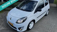 Wit Gebruikt 2010 Renault Twingo Authentique Hatchback | € 2.645 (Eerlijke prijs)