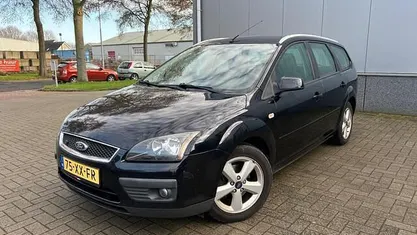 Occasion 2007 Ford Focus Ambiente Stationwagen | € 2.750 (Eerlijke prijs)