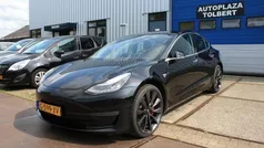 Zwart Gebruikt 2019 Tesla Model 3 Performance Sedan | € 17.950 (Eerlijke prijs)