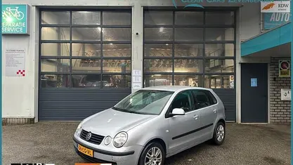 Occasion VW Polo Comfortline 75 PK (55 kW) 2003 Grijs Hatchback