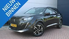 Zwart Gebruikt 2022 Peugeot 2008 Allure SUV | € 21.900 (Eerlijke prijs)