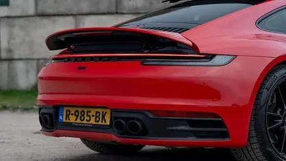 Occasion Porsche 911 Carrera 379 PK (278 kW) 2020 Rood Coupé