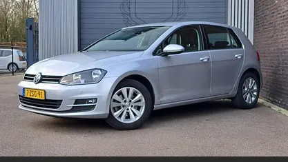 Grijs Gebruikt 2015 VW Golf VII Comfortline Hatchback | € 10.450 (Goede deal)