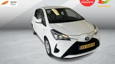 Gebruikt 2019 Toyota Yaris Hybrid Active Hatchback | € 16.950 (Eerlijke prijs)