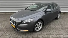 Gebruikt 2013 Volvo V40 Momentum Hatchback | € 9.650 (Eerlijke prijs)