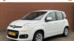 Gebruikt 2017 Fiat Panda Lounge Hatchback | € 10.950 (Eerlijke prijs)