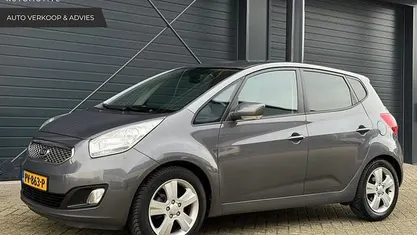Grijs Gebruikt 2010 Kia Venga Hatchback | € 8.850 (Eerlijke prijs)