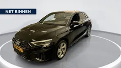 Zwart Gebruikt 2024 Audi A3 Sportback e-tron Competition Sedan | € 38.880 (Eerlijke prijs)