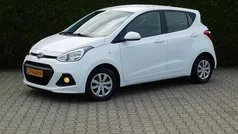 Wit Gebruikt 2016 Hyundai i10 Comfort Hatchback | € 6.450 (Eerlijke prijs)