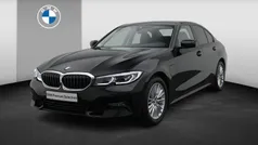 Zwart Gebruikt 2021 BMW 320e Basis Sedan | € 30.900 (Eerlijke prijs)