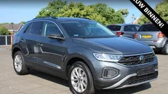 Grijs Gebruikt 2024 VW T-Roc Edition SUV | € 33.950 (Eerlijke prijs)