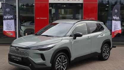 Occasion 2025 Toyota Corolla Cross Executive SUV | € 47.400 (Eerlijke prijs)
