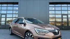 Bruin, metallic lak Gebruikt 2021 Renault Mégane GrandTour Edition One Stationwagen | € 17.900 (Eerlijke prijs)