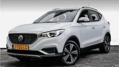 Wit Gebruikt 2020 MG ZS Luxury Sedan | € 13.740 (Eerlijke prijs)