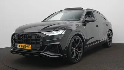 Zwart Gebruikt 2024 Audi Q8 Competition SUV | € 89.900 (Eerlijke prijs)