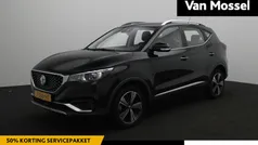 Zwart Gebruikt 2020 MG ZS Luxury Sedan | € 14.995 (Eerlijke prijs)