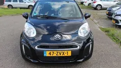 Zwart, metallic lak Gebruikt 2013 Citroën C1 Hatchback | € 4.750 (Eerlijke prijs)