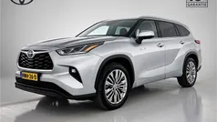 Grijs metallic Gebruikt 2021 Toyota Highlander Executive SUV | € 52.445 (Eerlijke prijs)