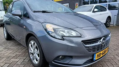 Grijs Occasion 2015 Opel Corsa Edition Hatchback | € 5.195 (Eerlijke prijs)