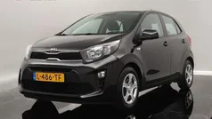 Zwart, metallic lak Gebruikt 2021 Kia Picanto Comfort Hatchback | € 15.450 (Eerlijke prijs)