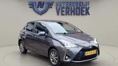 Grijs Gebruikt 2019 Toyota Yaris Hatchback | € 14.900 (Eerlijke prijs)