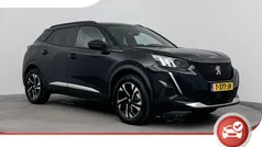 Zwart Gebruikt 2023 Peugeot e-2008 GT SUV | € 24.725 (Eerlijke prijs)