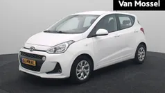 Wit Gebruikt 2019 Hyundai i10 Comfort Hatchback | € 9.940 (Eerlijke prijs)