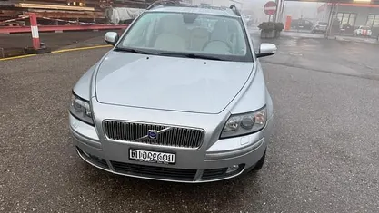 Grijs Occasion 2006 Volvo V50 Stationwagen | € 6.995 (Eerlijke prijs)