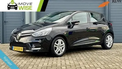 Gebruikt 2018 Renault Clio IV Zen Hatchback | € 7.945 (Eerlijke prijs)