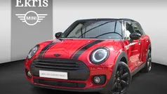 Rood, metallic lak Gebruikt 2022 Mini Cooper Clubman Business Stationwagen | € 27.950 (Eerlijke prijs)