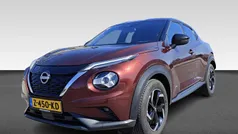 Rood, metallic lak Gebruikt 2024 Nissan Juke N-Connecta SUV | € 26.930 (Eerlijke prijs)