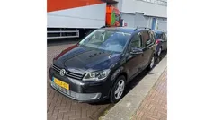 Zwart Gebruikt 2013 VW Touran Comfortline MPV | € 4.950