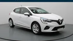 Wit Gebruikt 2021 Renault Clio V Zen Hatchback | € 15.790 (Eerlijke prijs)