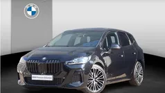 Zwart Gebruikt 2022 BMW 220 M Sport Stationwagen | € 38.900 (Eerlijke prijs)