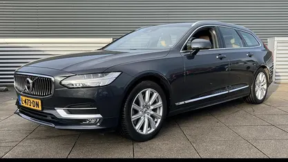 Grijs Gebruikt 2021 Volvo V90 Inscription Stationwagen | € 32.950 (Goede deal)
