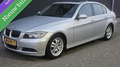 Gebruikt 2005 BMW 320 Executive Sedan | € 4.700 (Eerlijke prijs)