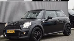 Zwart Gebruikt 2014 Mini ONE Chili Hatchback | € 7.500 (Eerlijke prijs)
