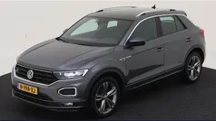 Indium grey metallic Gebruikt 2020 VW T-Roc Business SUV | € 23.840 (Eerlijke prijs)