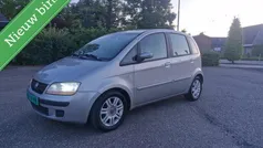 Grijs Gebruikt 2005 Fiat Idea Dynamic MPV | € 1.499 (Eerlijke prijs)