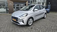 Grijs (metallic) Gebruikt 2020 Hyundai i10 Comfort Hatchback | € 14.950 (Eerlijke prijs)