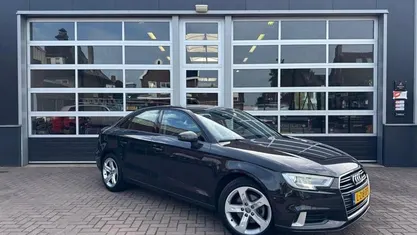 Gebruikt 2017 Audi A3 Design Sedan | € 9.950 (Goede deal)