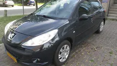 Grijs Gebruikt 2011 Peugeot 206+ Hatchback | € 2.250 (Eerlijke prijs)