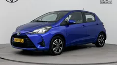 Blauw metallic Gebruikt 2018 Toyota Yaris Hatchback | € 12.945 (Eerlijke prijs)