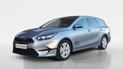 Occasion 2025 Kia Ceed Hatchback | € 28.440 (Eerlijke prijs)