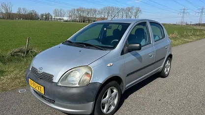 Occasion 2000 Toyota Yaris Luna Hatchback | € 1.495 (Goede deal)