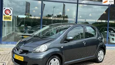 Grijs Gebruikt 2012 Toyota Aygo Comfort Hatchback | € 3.749 (Eerlijke prijs)
