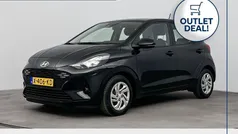 Zwart Gebruikt 2023 Hyundai i10 Comfort Hatchback | € 15.799 (Eerlijke prijs)