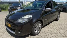 Zwart Gebruikt 2011 Renault Clio II Hatchback | € 2.999 (Eerlijke prijs)