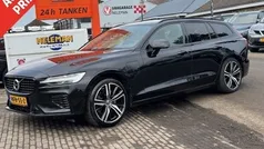 Zwart Gebruikt 2020 Volvo V60 R-Design Stationwagen | € 26.840 (Eerlijke prijs)