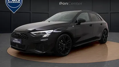 Zwart Occasion 2022 Audi A3 Sportback S-Line Hatchback | € 27.450 (Eerlijke prijs)